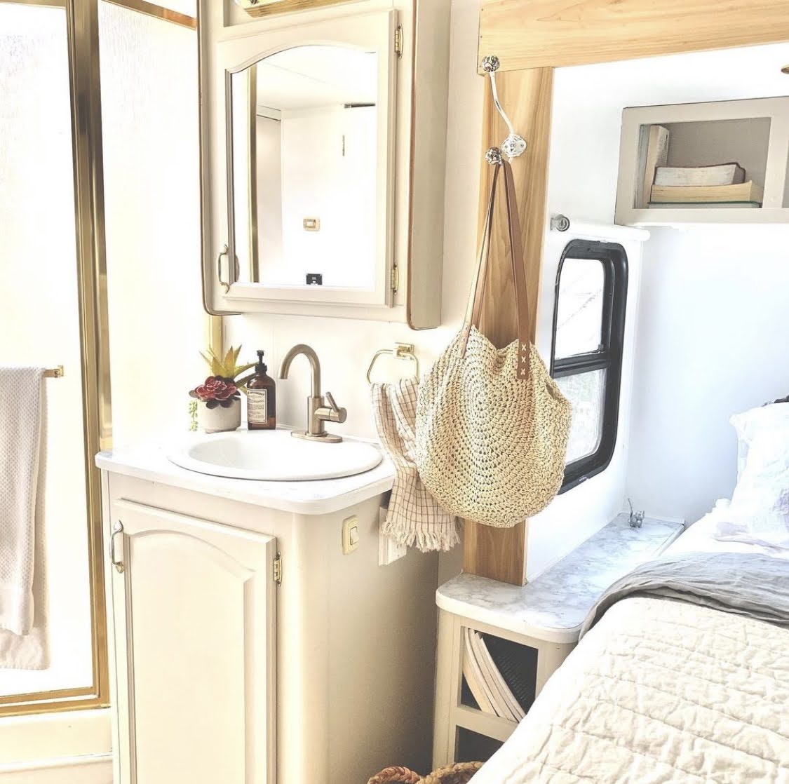 5th Wheel RV Renovation — Sunflower Contracting LLC
