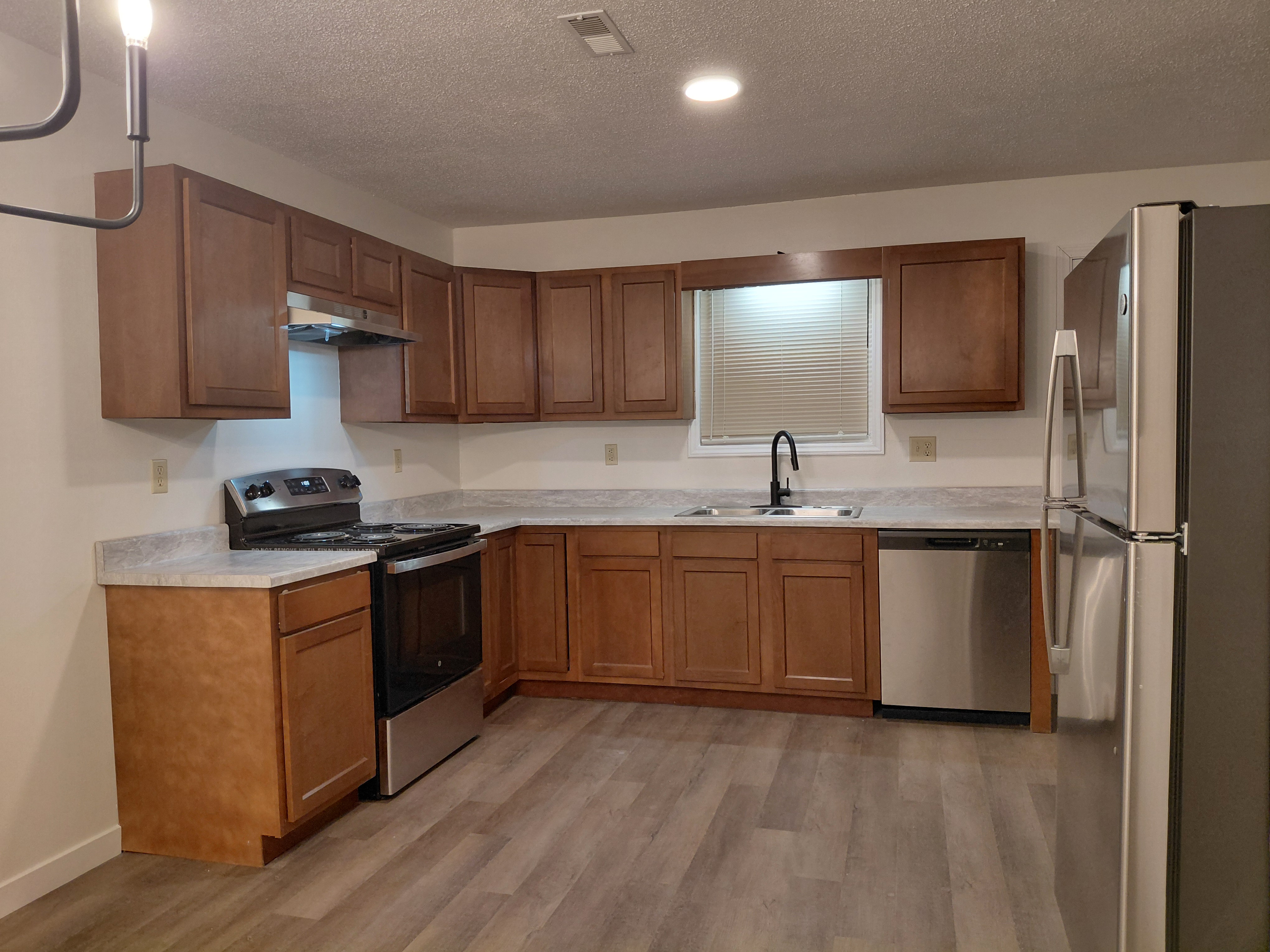 Baileyton Apartment — Sunflower Contracting LLC