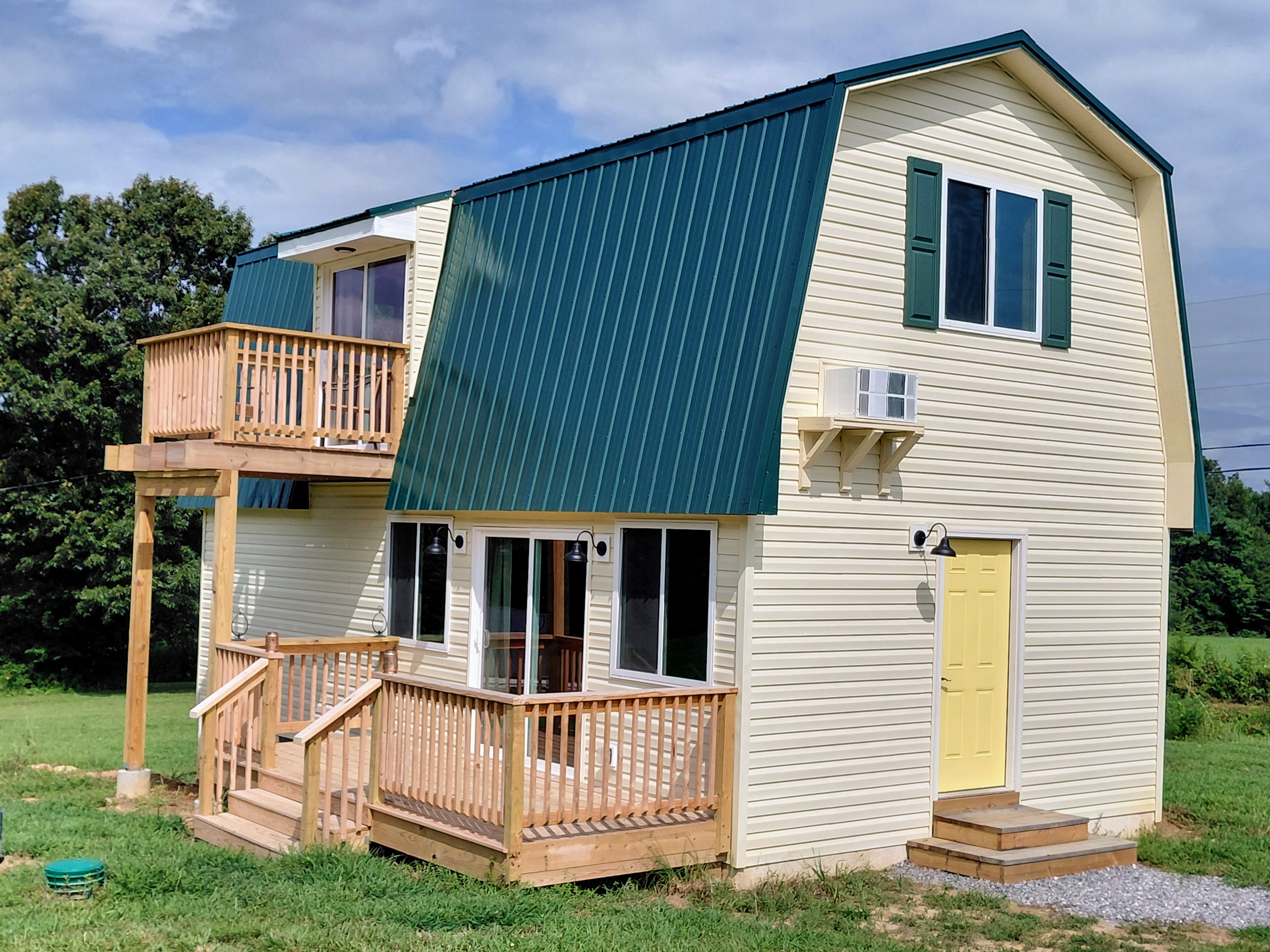 Full Deck, Stairs and Upper Balcony — Sunflower Contracting LLC in East Tennessee